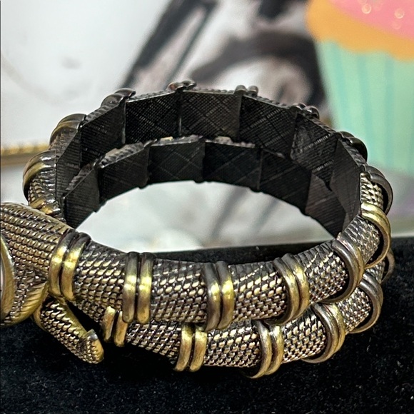 Vintage NWOT Kenneth Jay Lane Gold and Black Snake Watch - Picture 9 of 9